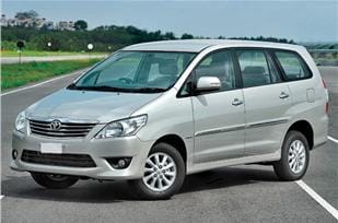 Toyota Innova vs Mahindra XUV500